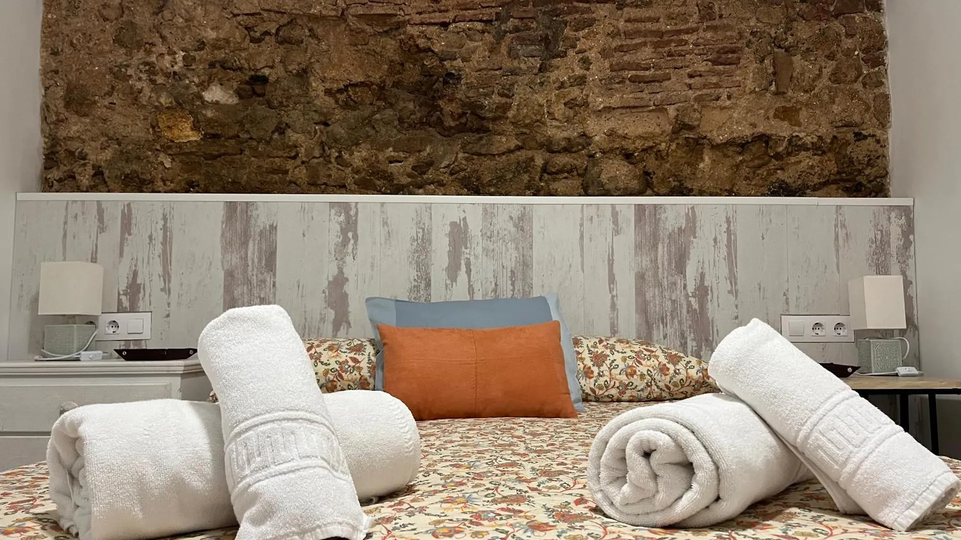 Casita Del Mentidero Grupo Ac Gestion Apartment Cadiz Spain